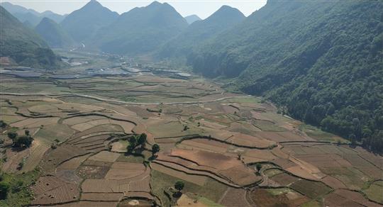 下鄉(xiāng)幫扶暖人心，裕達(dá)慈善送溫暖